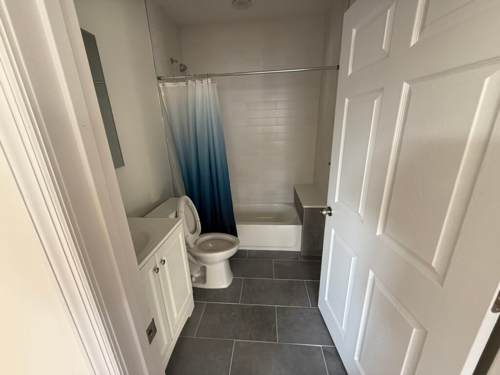 Building Photo - 272 Broadway