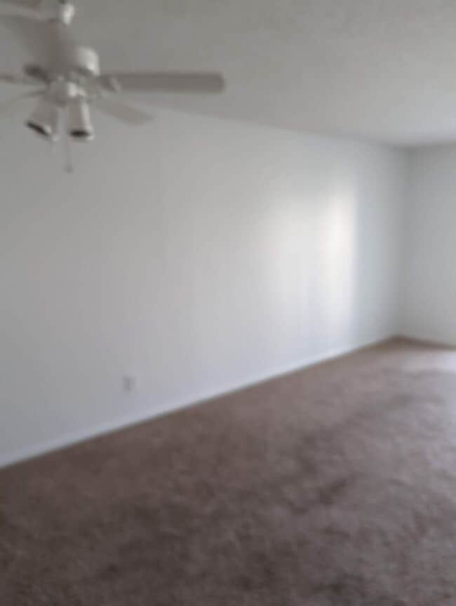Building Photo - Great 2 bedroom 2 bathroom condo in DeLand...
