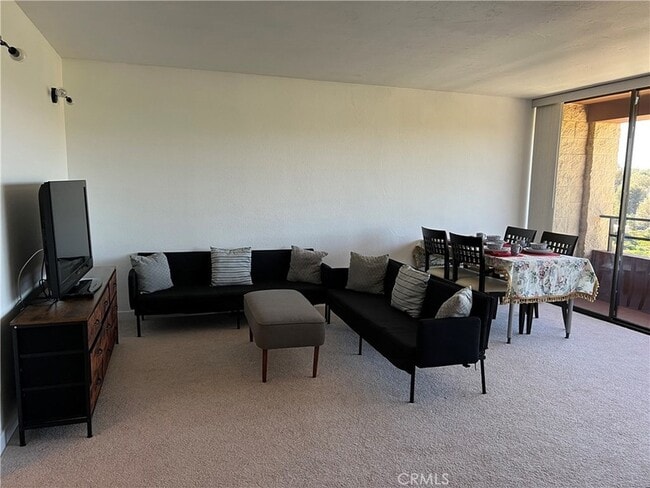 Building Photo - 24055 Paseo Del Lago W