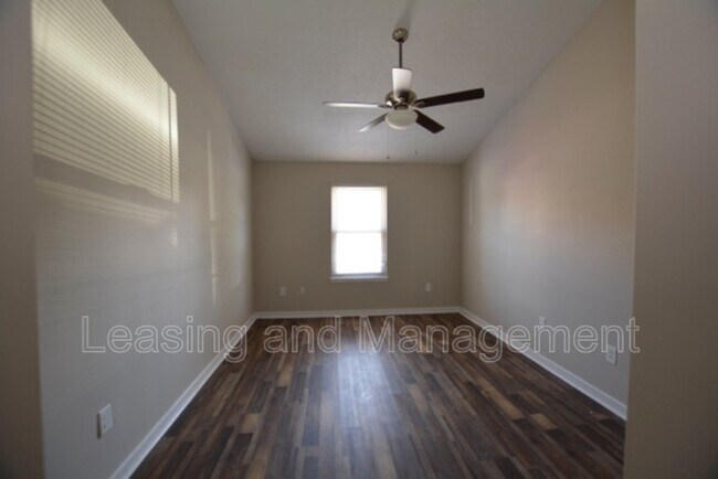 Building Photo - 4198 Highgate Ct