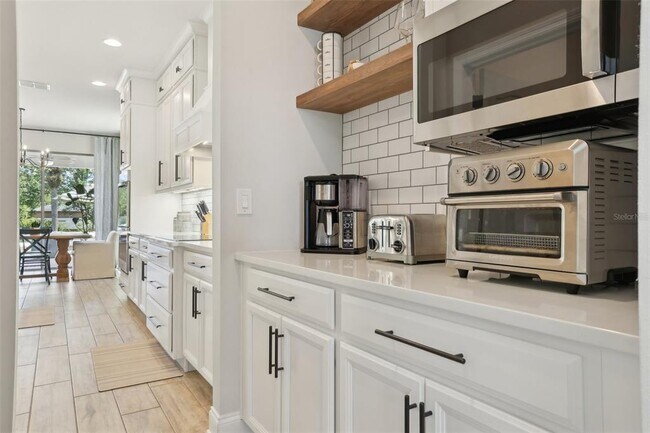 Building Photo - 17226 Hickory Wind Dr