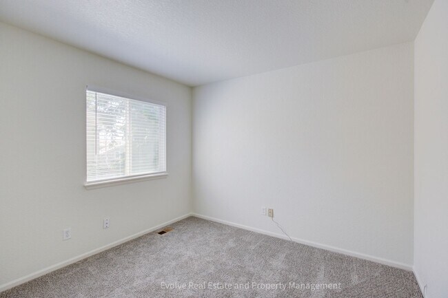 Building Photo - Evolve Real Estate: Bright & Spacious Home in Denver’s Green Valley Ranch! Available May 1st