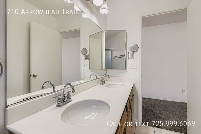 Building Photo - 710 Arrowhead Trail