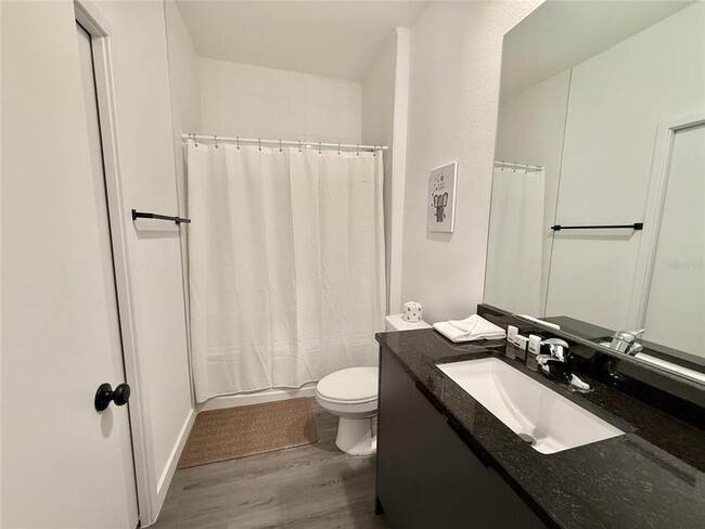 Building Photo - 8759 Zen Dr