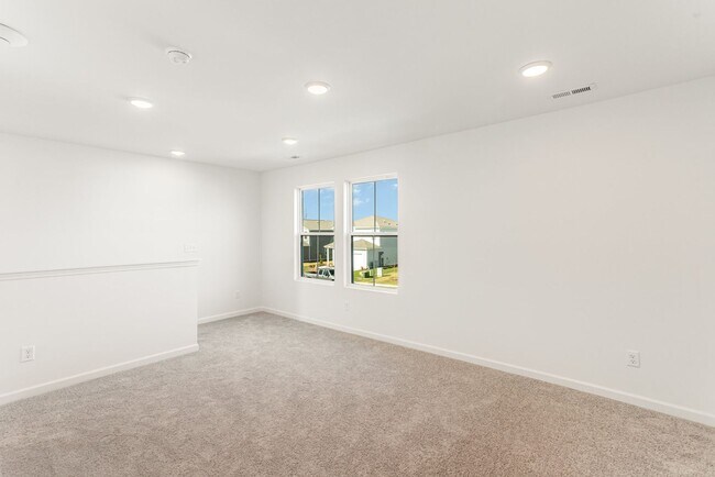 Building Photo - 4 Bed 3 Bath New Build! Available Now!