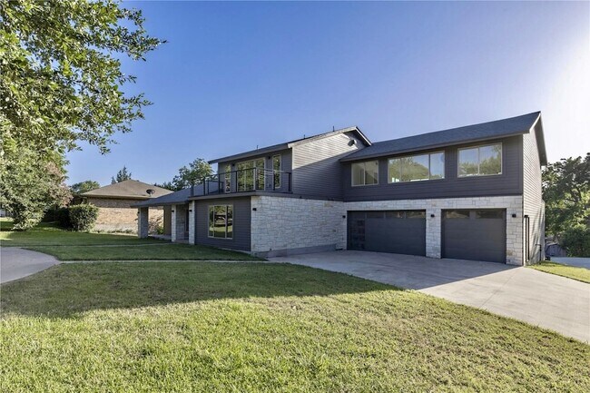 Building Photo - 1408 S Alamo Rd