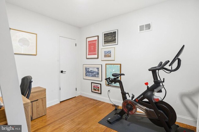 Building Photo - 1704 Naudain St