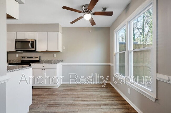 Building Photo - 229 Mannings Ln