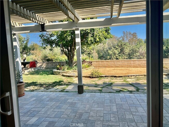 Building Photo - 24822 Via San Fernando