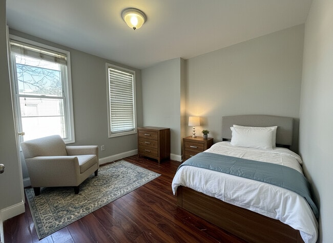 Building Photo - 2915 W Wishart St