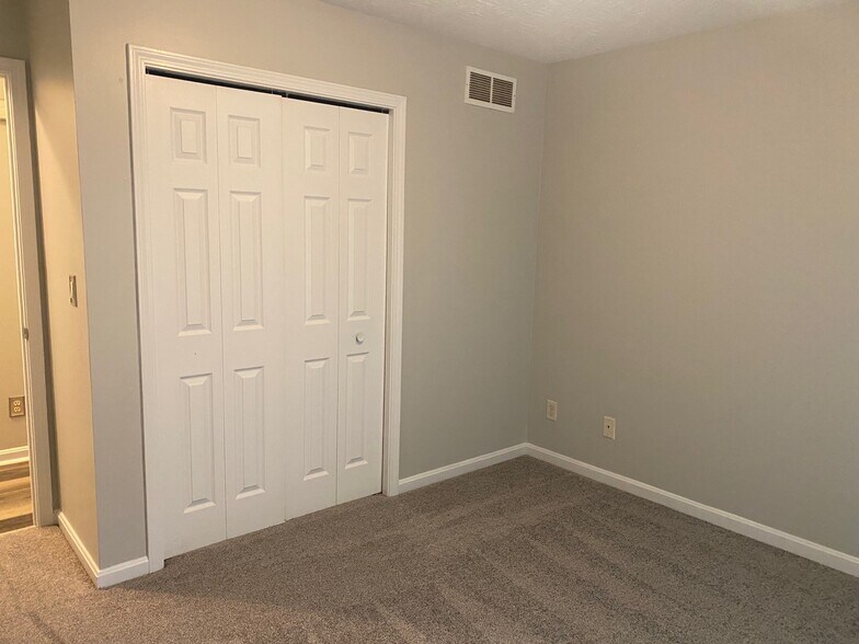 Building Photo - 312 Reba Jackson Dr