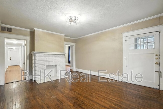 Building Photo - 4920 Victor St