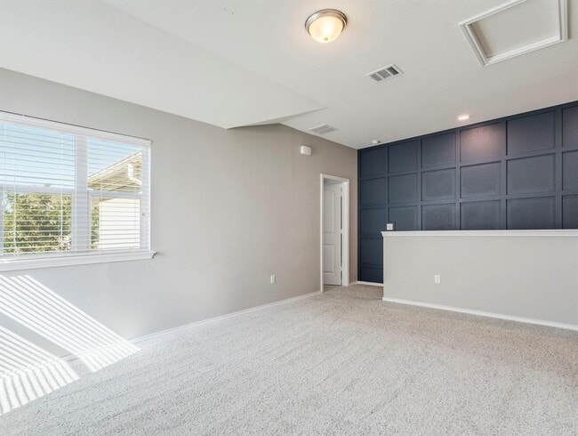 Building Photo - 9011 Pin Brush Dr