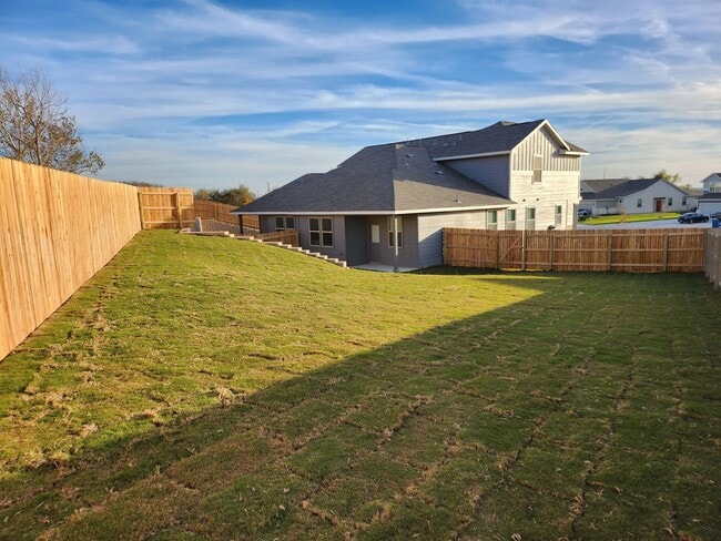 Building Photo - Luxury Living in the Heart of Cibolo!