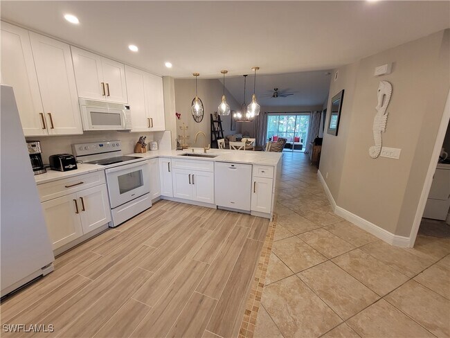 Building Photo - 7761 Jewel Ln