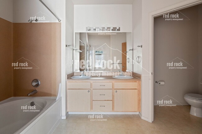 Building Photo - 22855 E Country Vista Dr