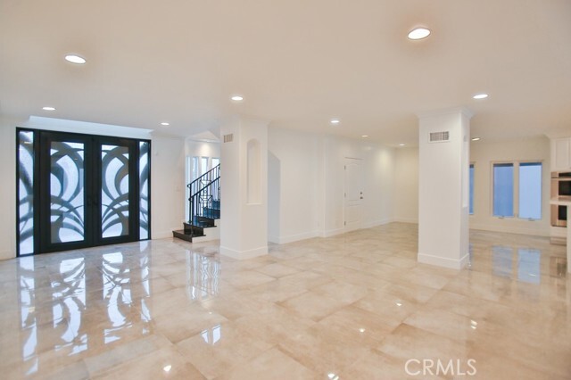 Building Photo - 4223 Don Felipe Dr