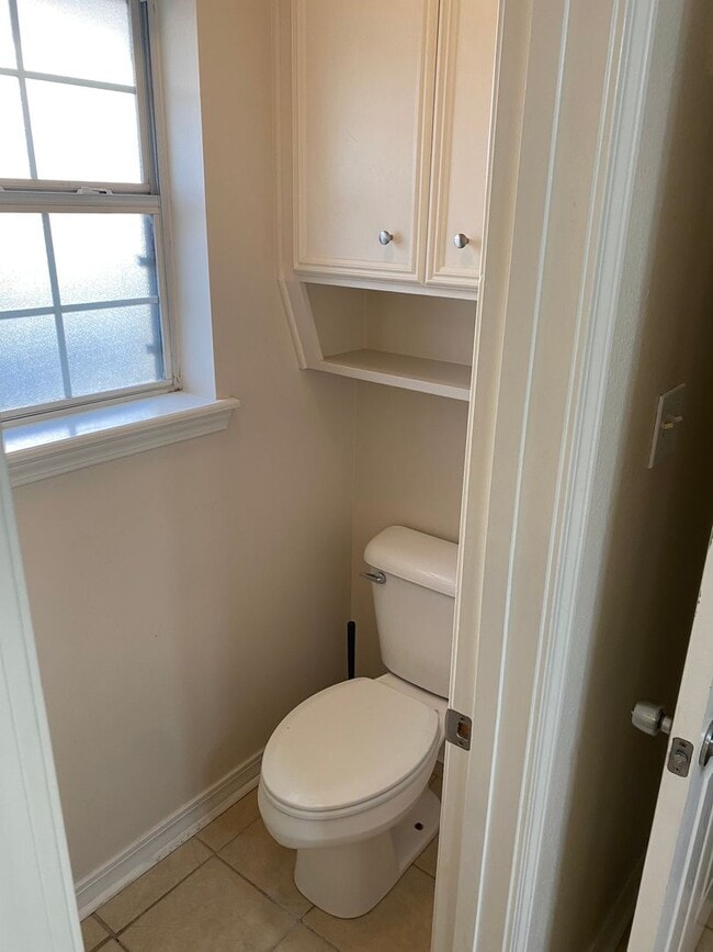 Building Photo - 3206 Hanover Ct