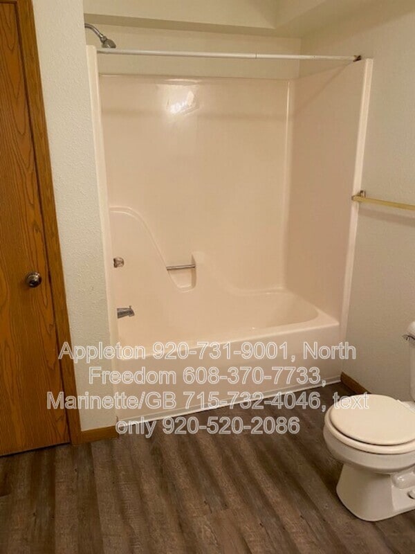 Building Photo - S7559 US-12