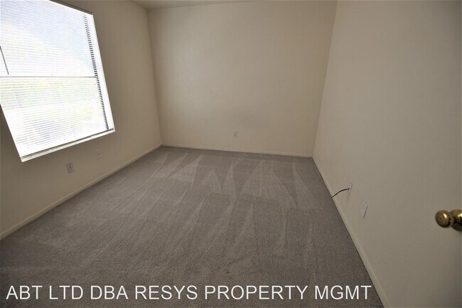 Building Photo - 1 br, 1 bath House - 5171 LINDELL ROAD #208