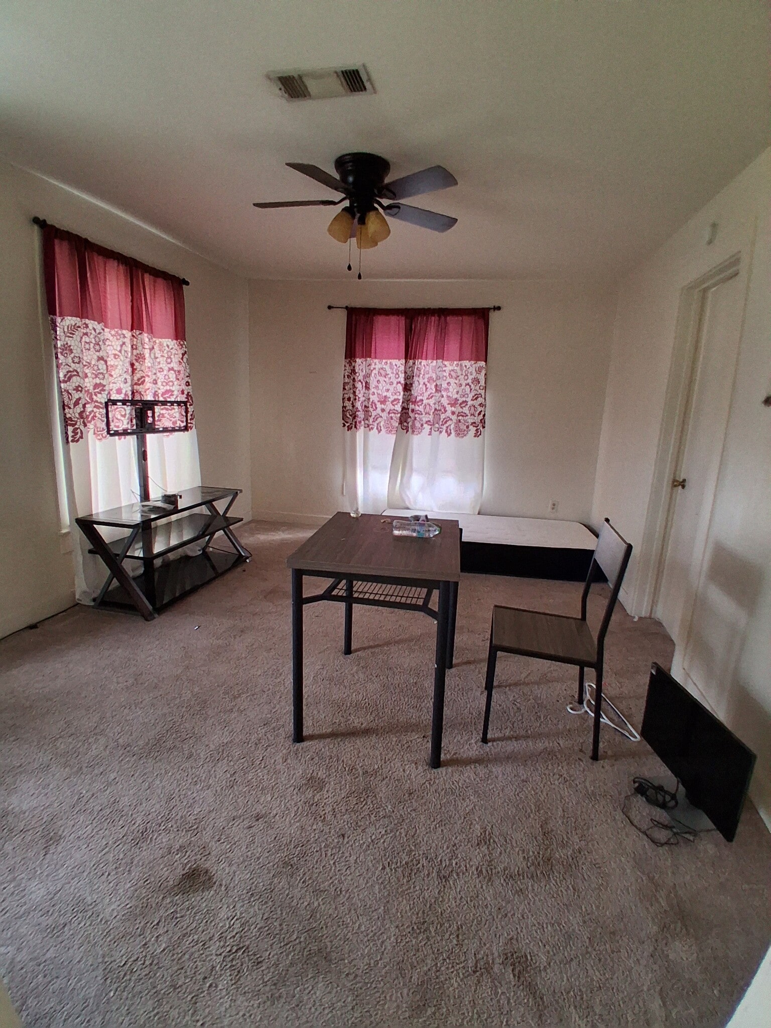 Building Photo - 204 Holderrieth Blvd