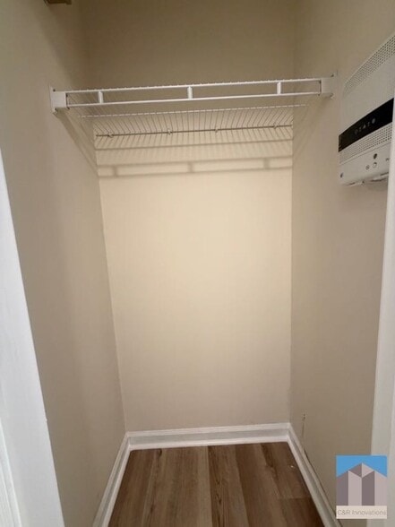 Building Photo - 414 Saddle Shoal Trl