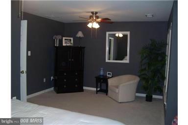 Building Photo - 3624 Singleton Terrace