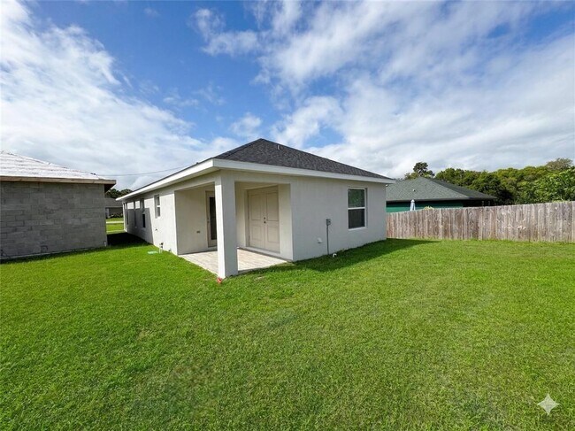 Building Photo - 5 Olive Pl