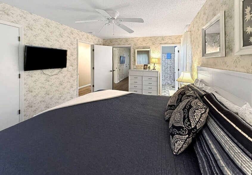 Building Photo - 148 Rice Rd