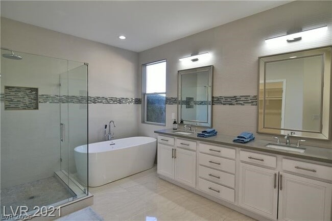 Building Photo - 385 Glenridding St