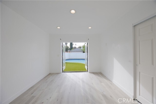 Building Photo - 19138 Hartland St