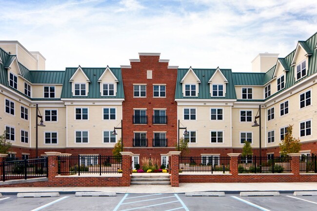Building Photo - 201 Willett Ave