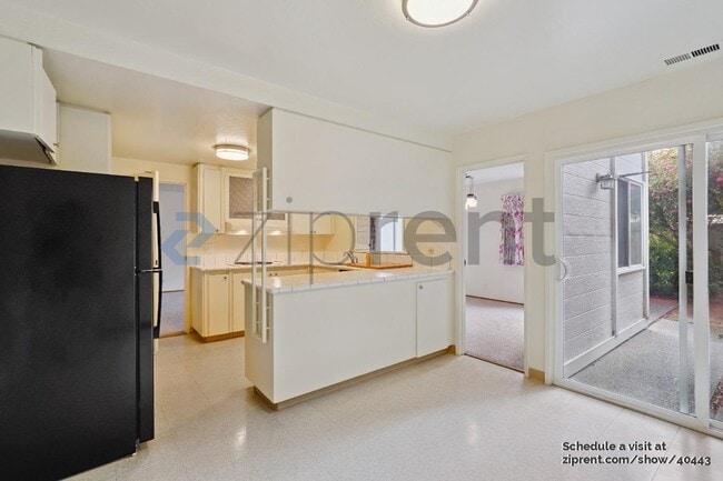 Building Photo - 3717 Erris Ct