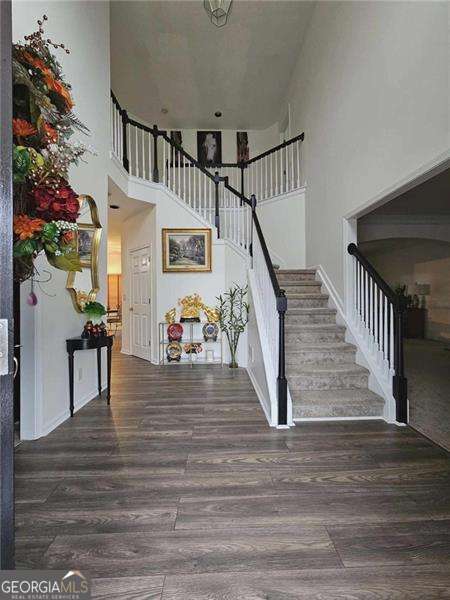 Building Photo - 997 Summer Forest Dr
