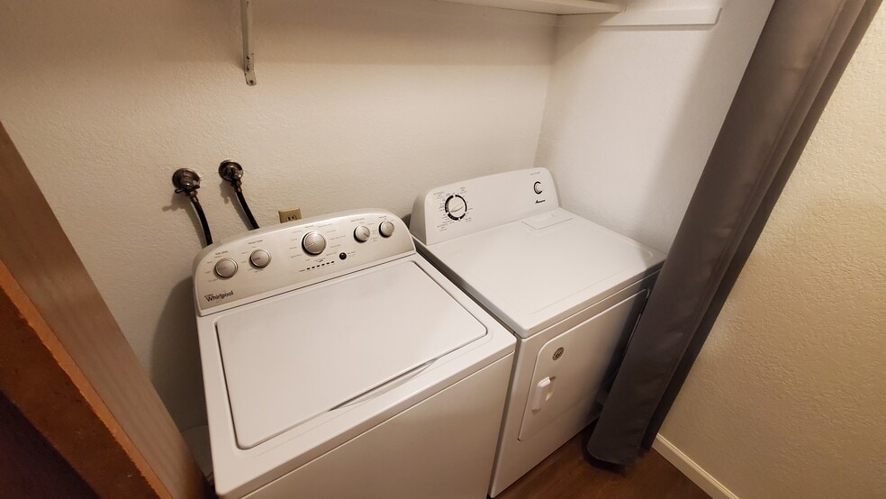Washer / Dryer - 4420 146th Place Northeast