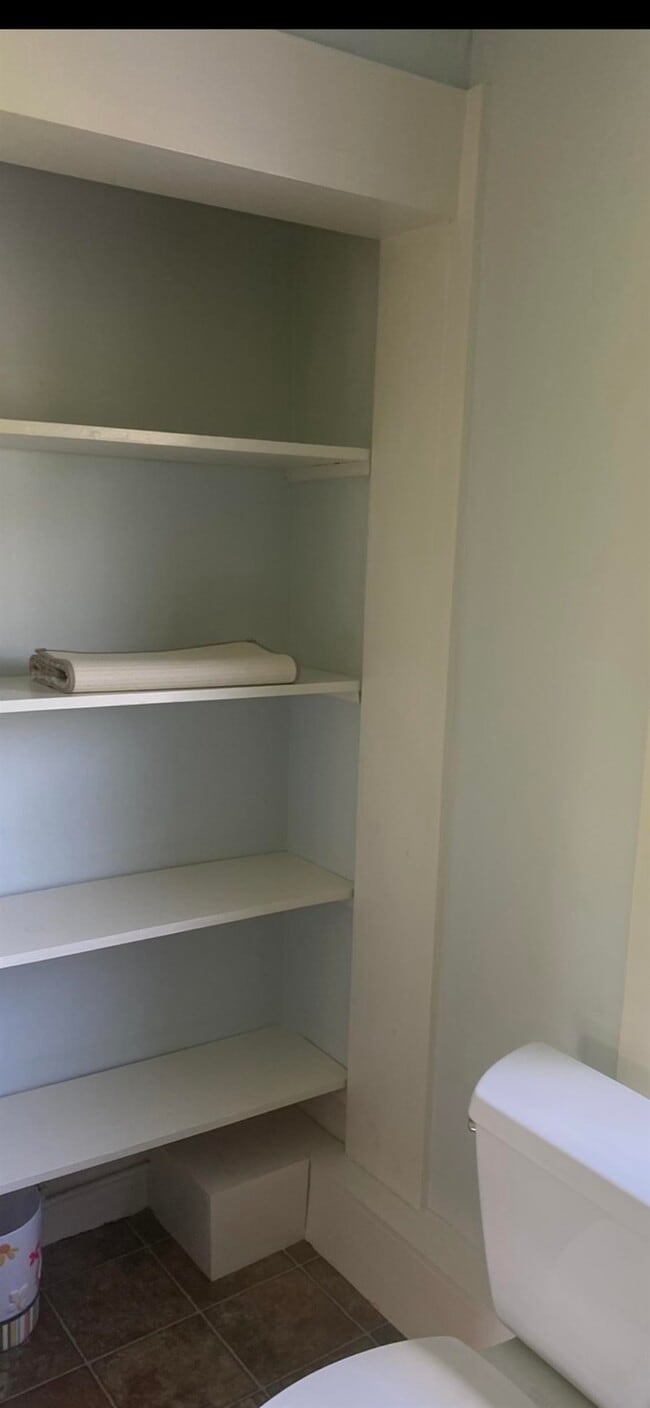 Building Photo - 36 Western Ave