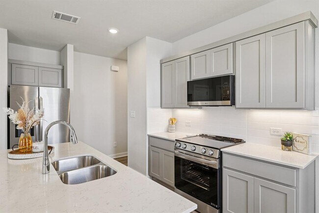 Building Photo - 133 Cutleaf