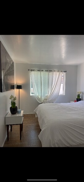 Building Photo - 16881 Sims Lane