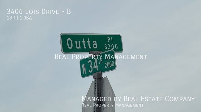 Building Photo - 3406 Lois Dr