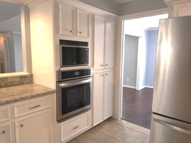 Building Photo - 16306 Congo Ln