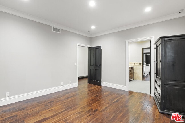 Building Photo - 24753 Vantage Point Terrace