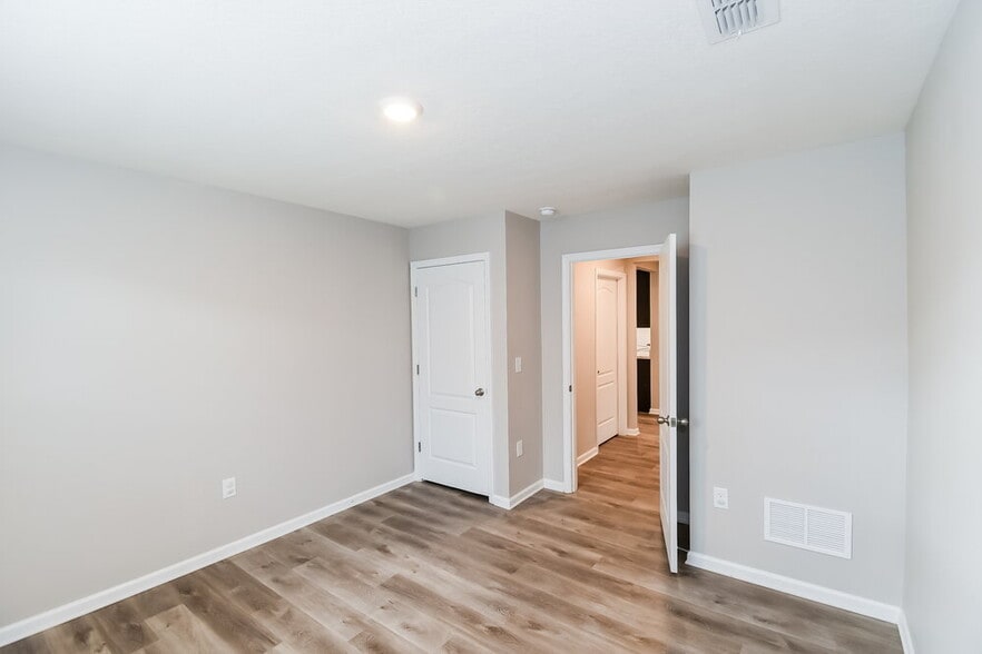 Building Photo - 9114 Mendocino Ct