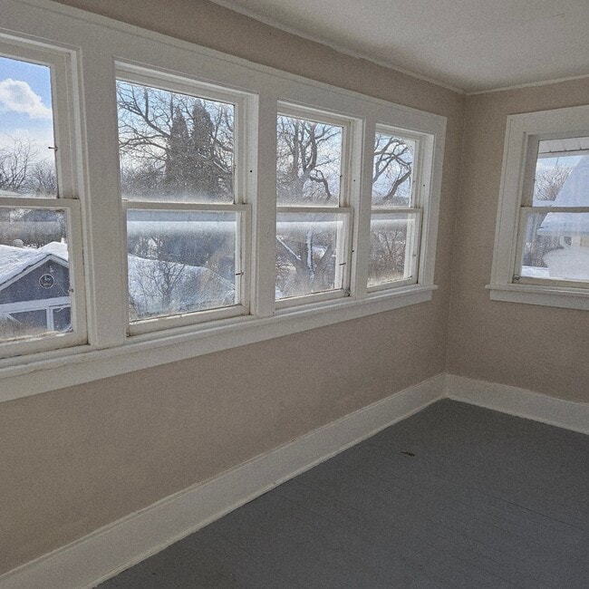 Building Photo - 35 Buffalo St