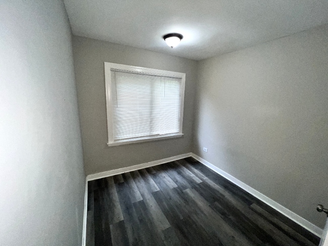 Building Photo - 11615 S Harvard Ave