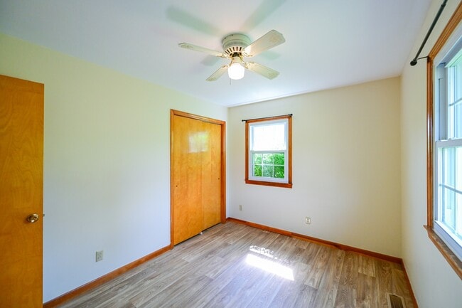 Building Photo - 4232 Chesser Rd