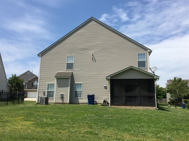 Building Photo - 4015 Lawrence Daniel Dr