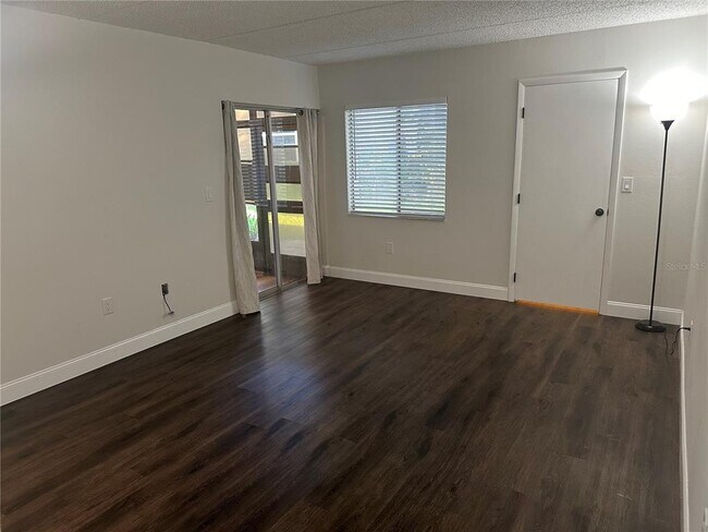 Building Photo - 207 Palmetto Ct