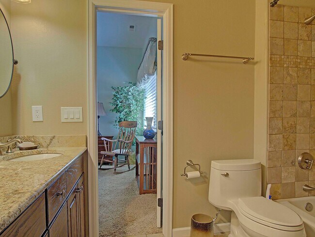 Building Photo - 7975 Ruststone Ct