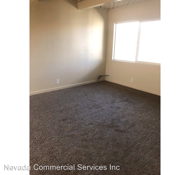 Building Photo - 610 Denslowe Dr