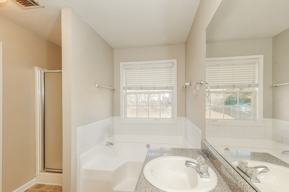 Building Photo - 1906 Dalton Way